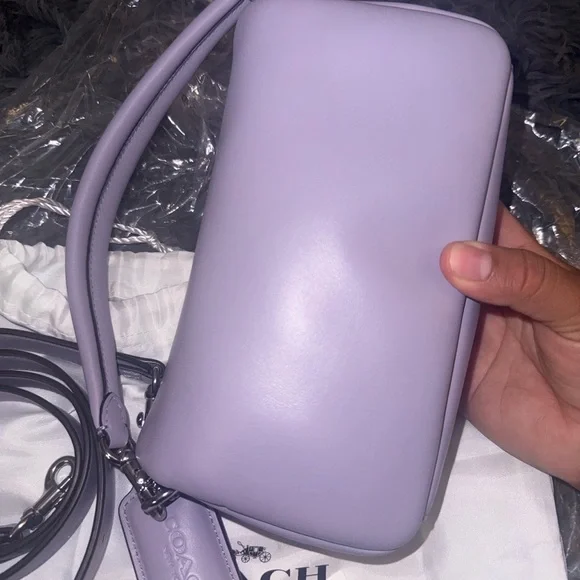 Coach Pillow Tabby 20- Lilac with Silver hardware NWOT - Picture 5 of 10